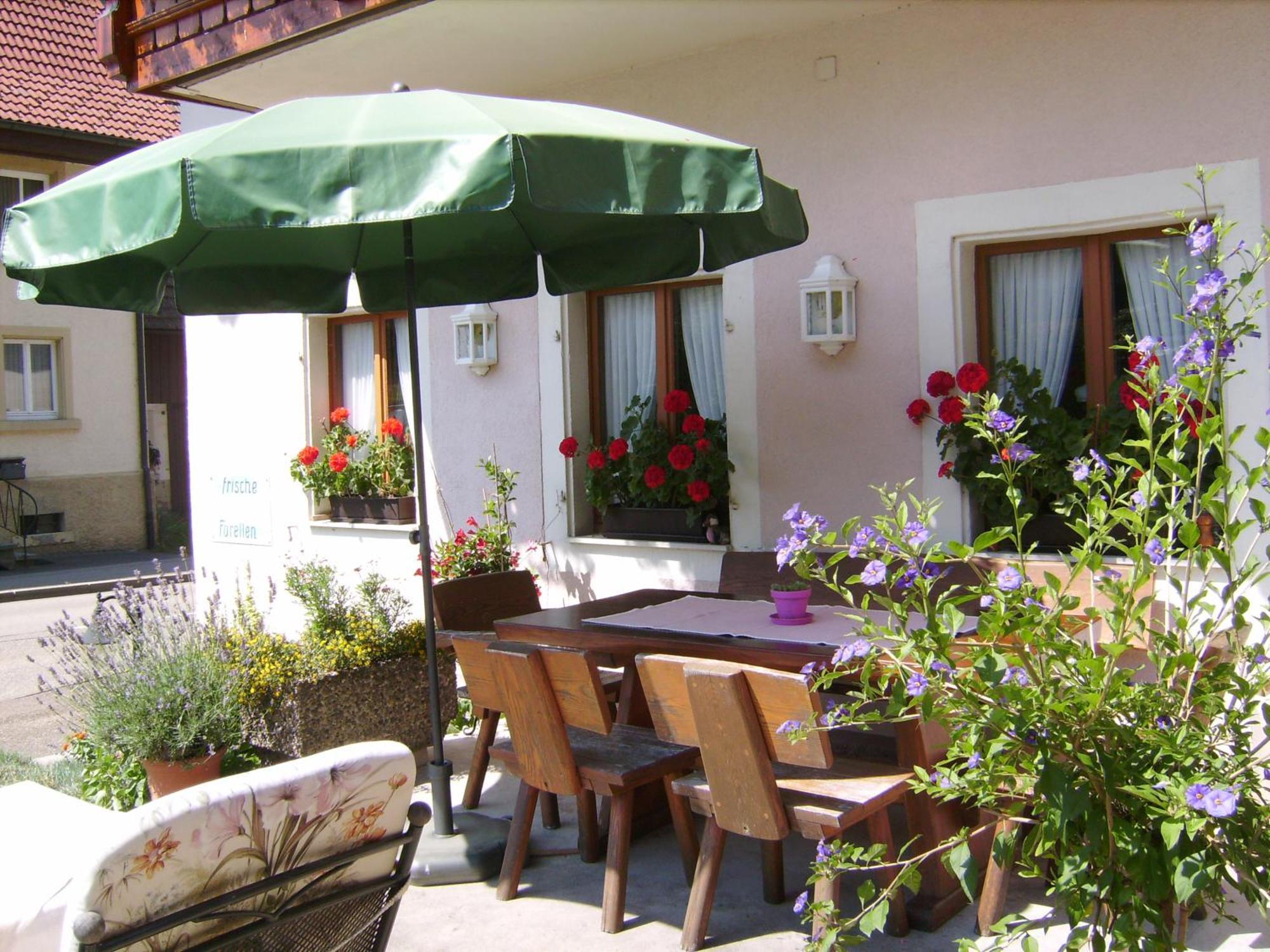 Gasthaus Zur Erle 시몬스발드 외부 사진