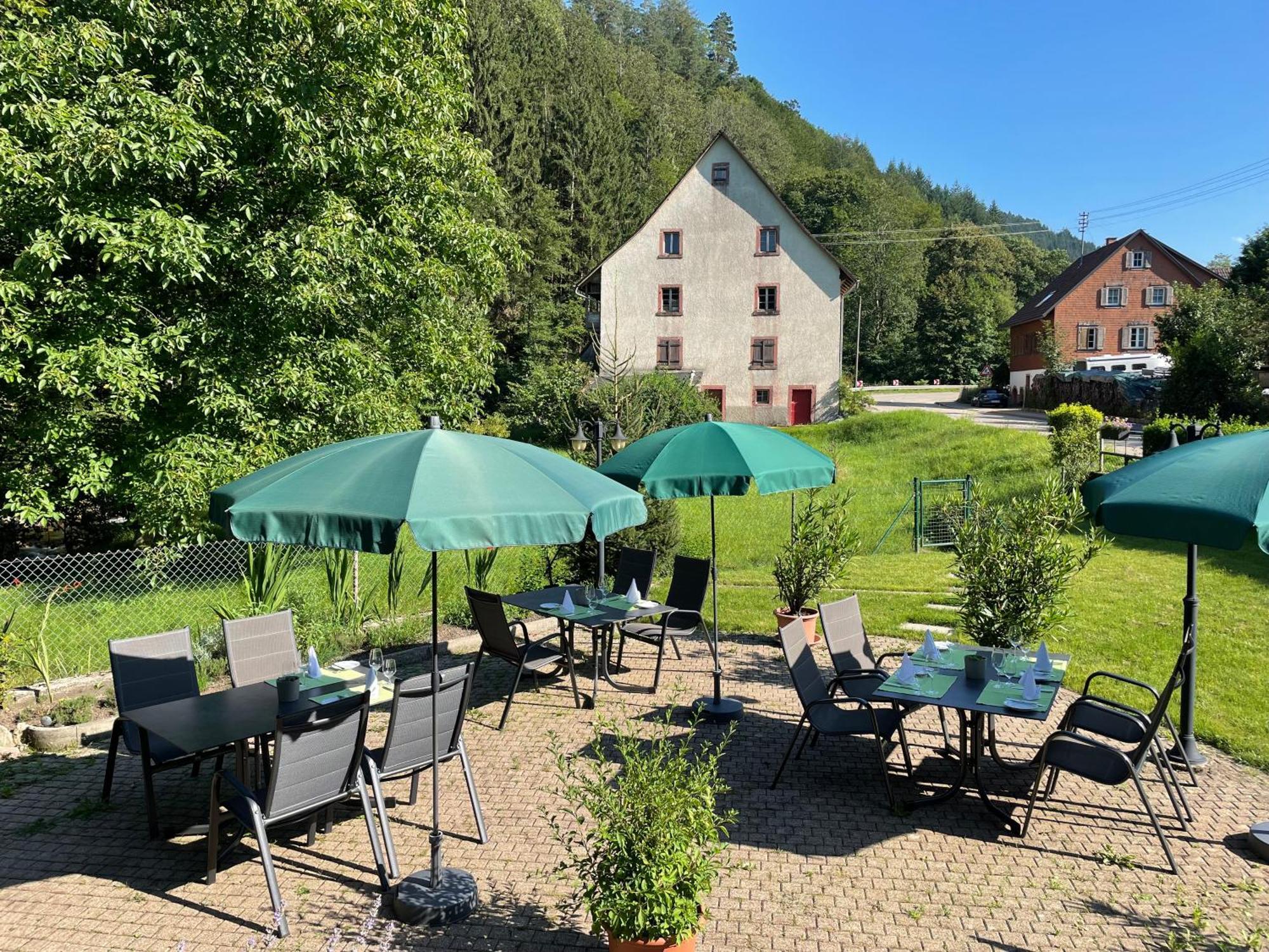 Gasthaus Zur Erle 시몬스발드 외부 사진